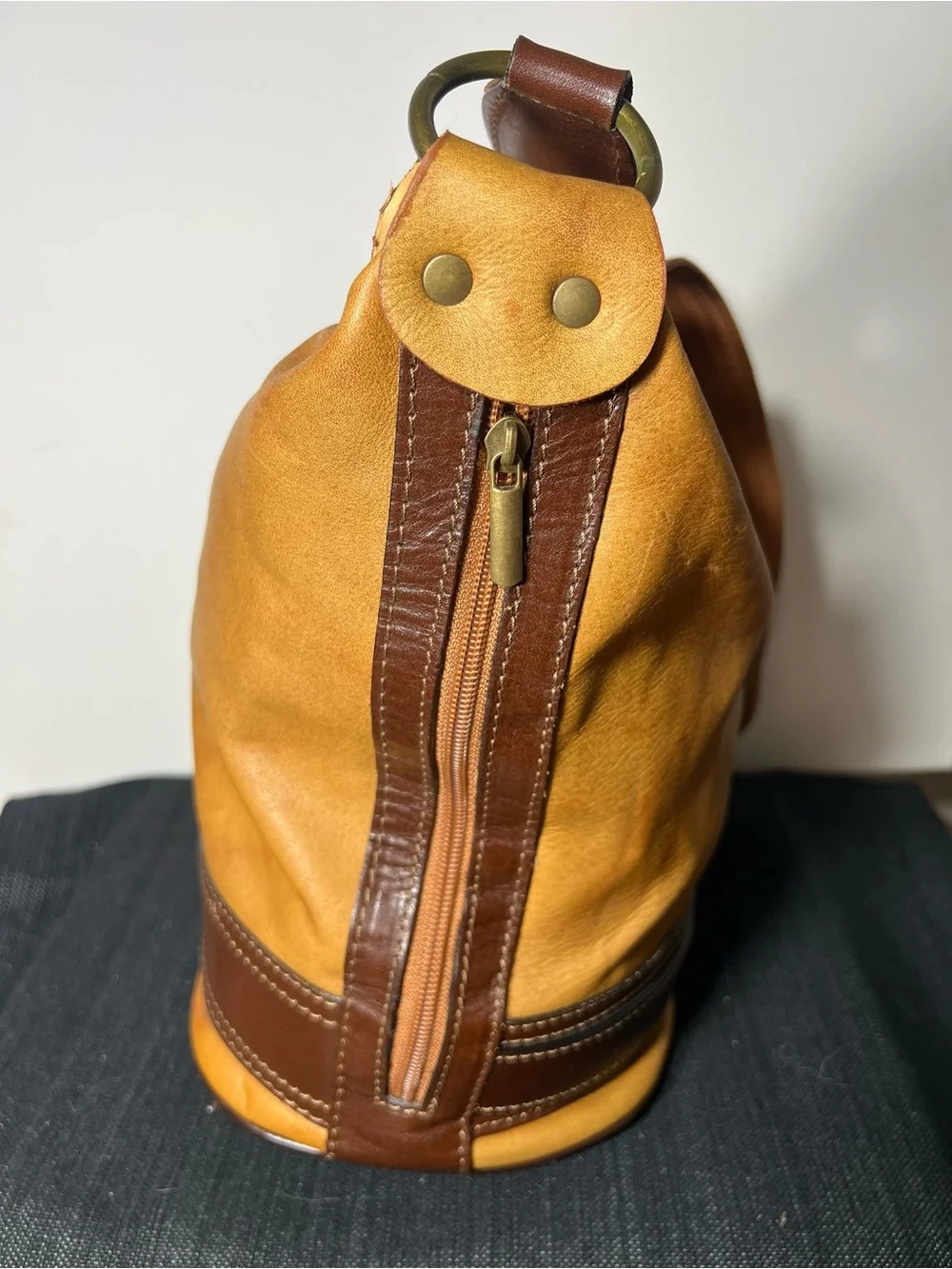 Genuine Italian Leather Bucket Shoulder Bag Brown Two Tone Italy